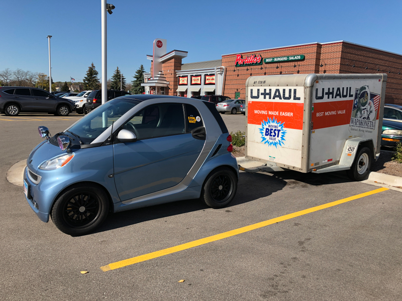 Illustration for article titled 5,000 Miles, Dozens Of U-Hauls, One smart.